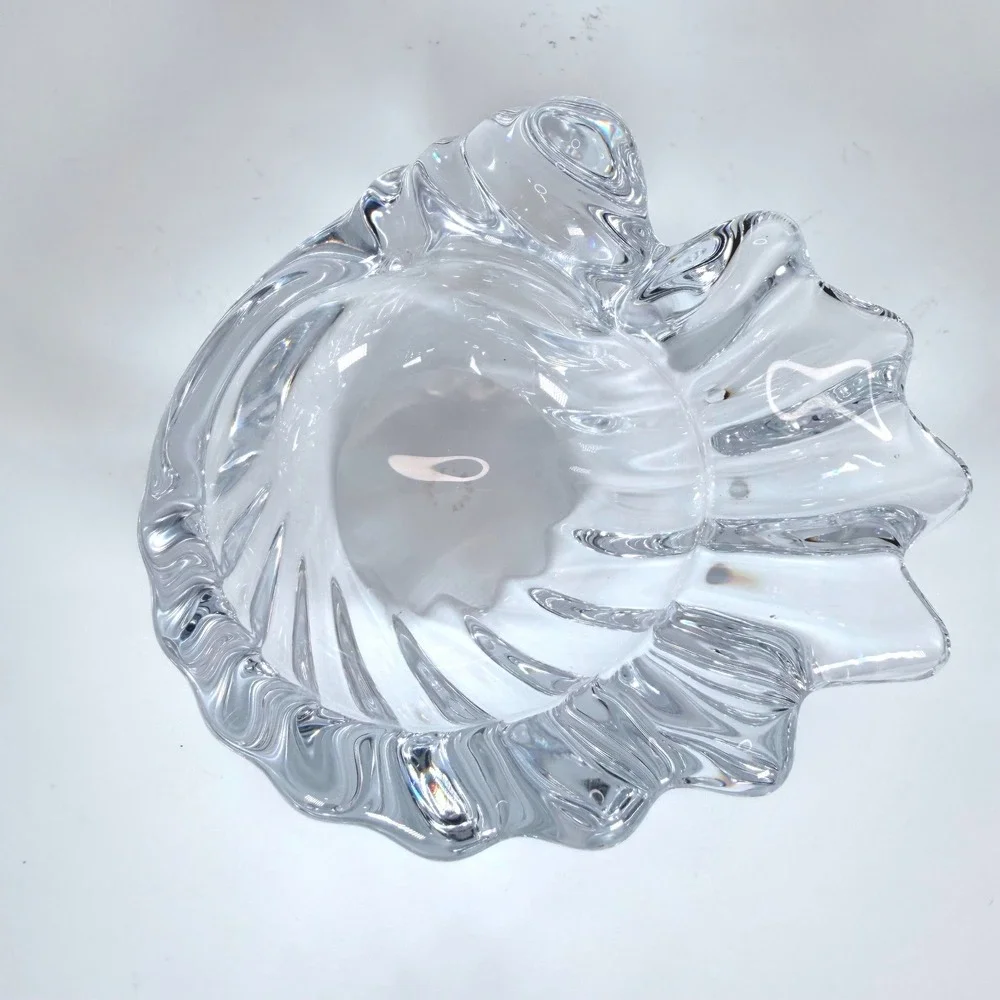 Clear Crystal Seashell Trinket or candy bowl‎ by Vannes made in France